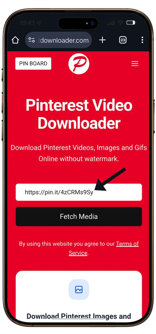 Selecting the Copy link option in the Pinterest mobile app menu